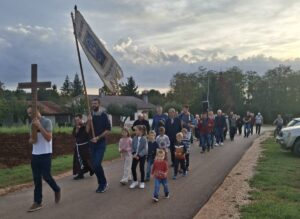 Hodočašće za misijskim križem kroz Ježenj